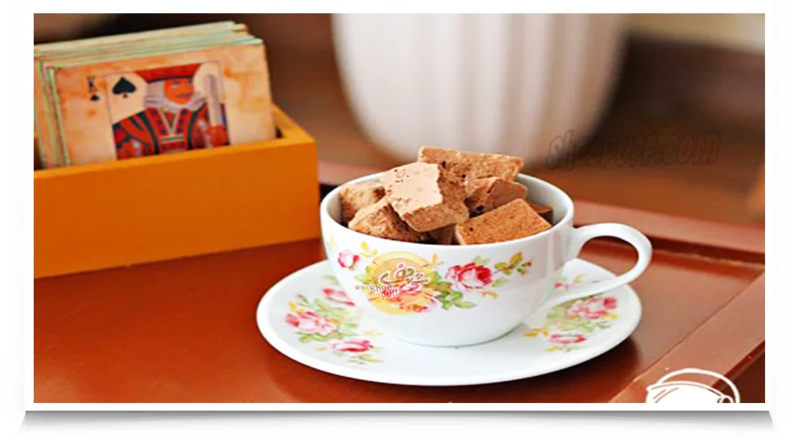 بستنی خشک چیست؟ تفاوت، مزایا و کاربردها + کالری و طعمها 2 چرا بستنی خشک پرطرفدار و محبوب است؟ پخش شی پف